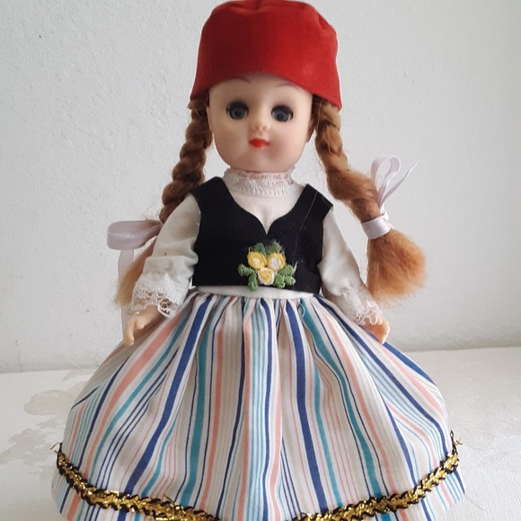 Symbol of Quality Other - Vintage Symbol of Quality Doll 7013 Ginny Style